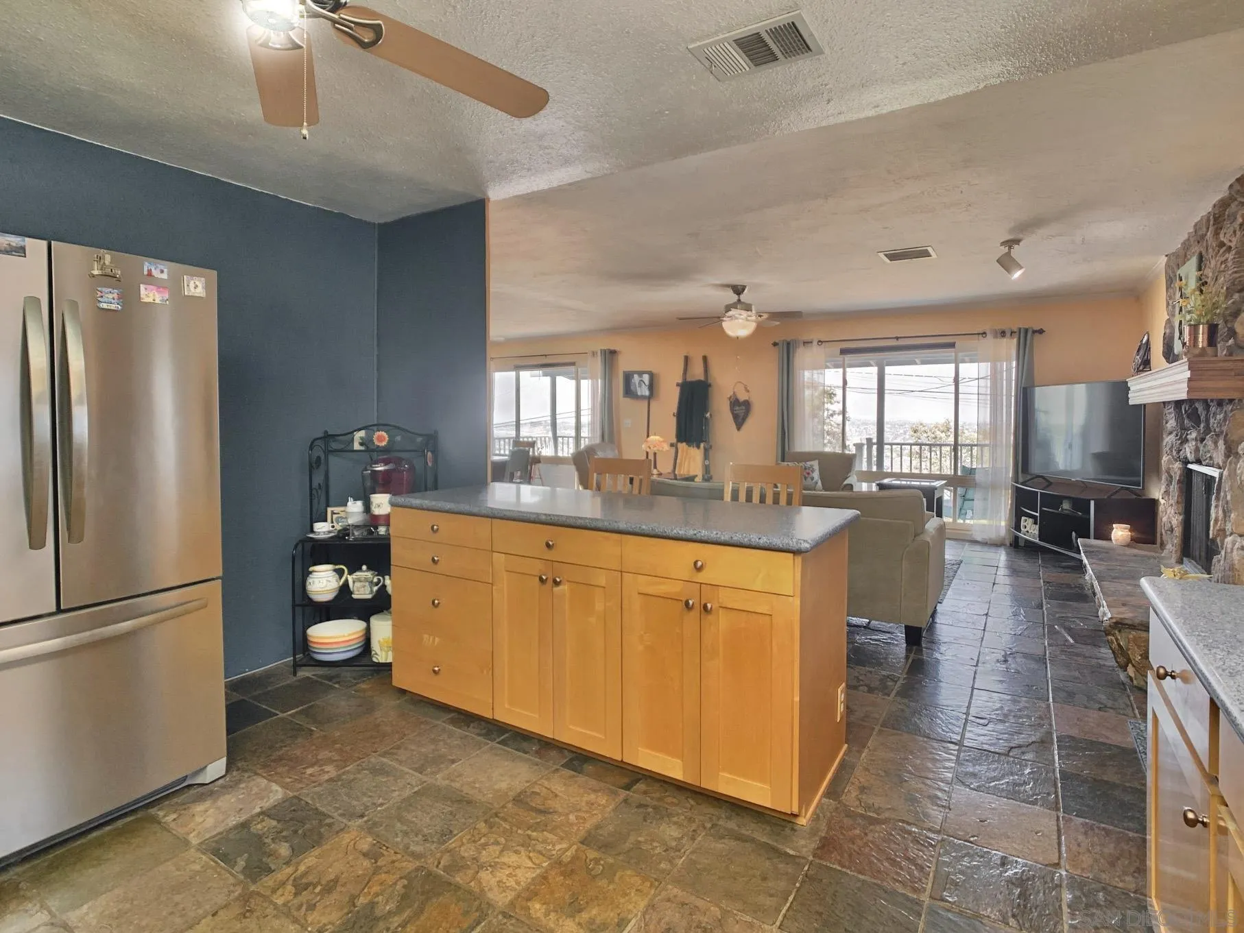 1211 San Bernardino Avenue Spring Valley, CA 91977 - Photo 13 of 40 Gallery Image 13