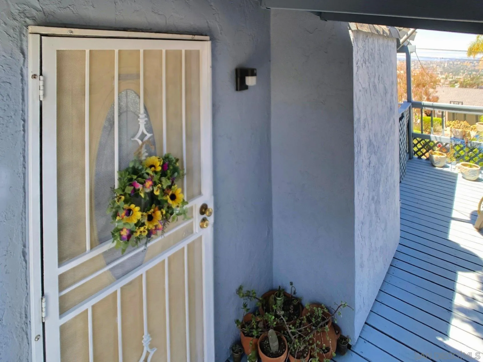1211 San Bernardino Avenue Spring Valley, CA 91977 - Photo 4 of 40 Gallery Image 4