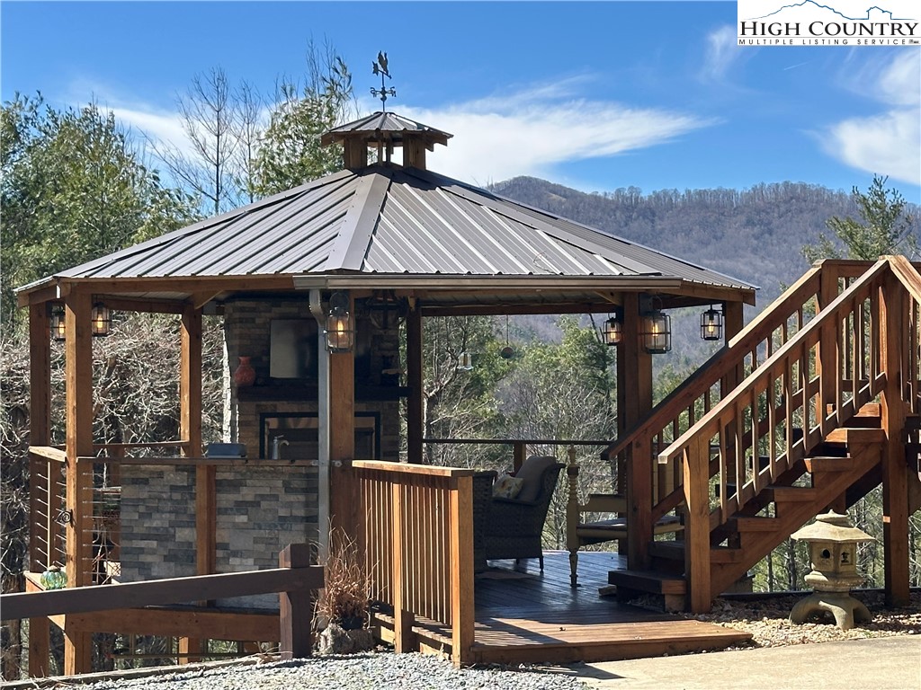 249 Hickory Trail Road Banner Elk, NC 28604 - Photo 4 of 49 Gallery Image 4