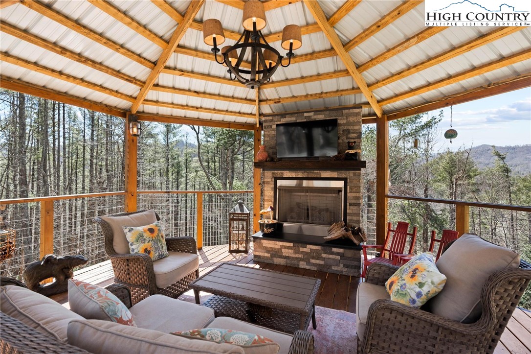 249 Hickory Trail Road Banner Elk, NC 28604 - Photo 8 of 49 Gallery Image 8