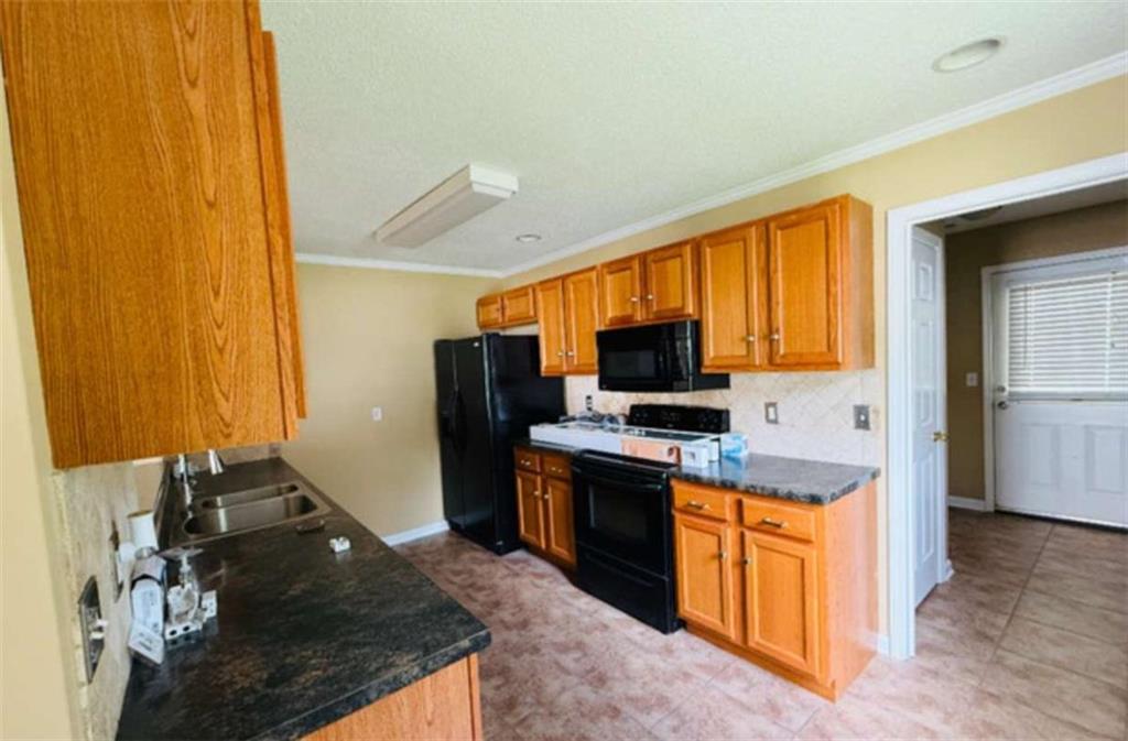 153 Crest Pointe Bremen, GA 30110 - Photo 10 of 24