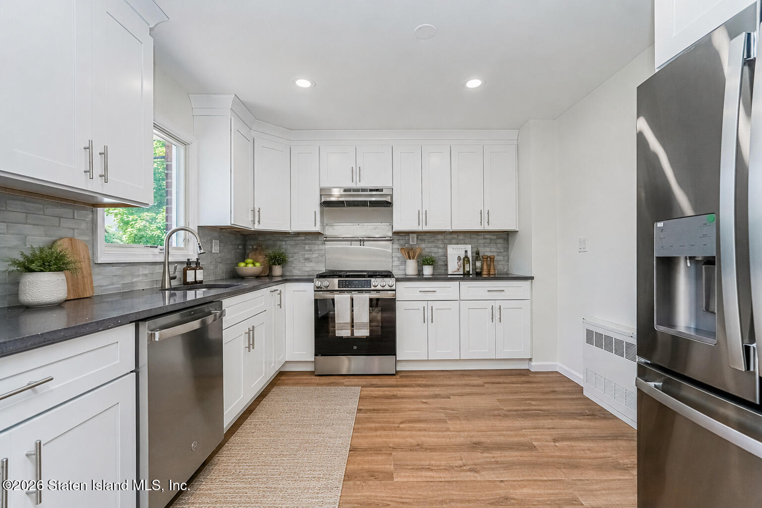 76 Mill Road Staten Island, NY 10306 - Photo 13 of 46 14