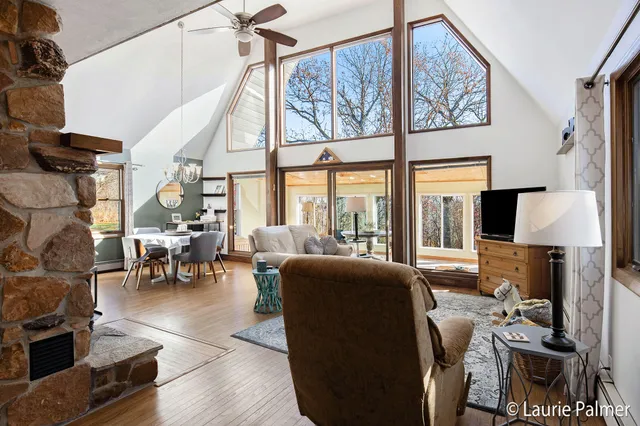 $469,900 | 6867 Centerline Road, Saranac, MI 48881