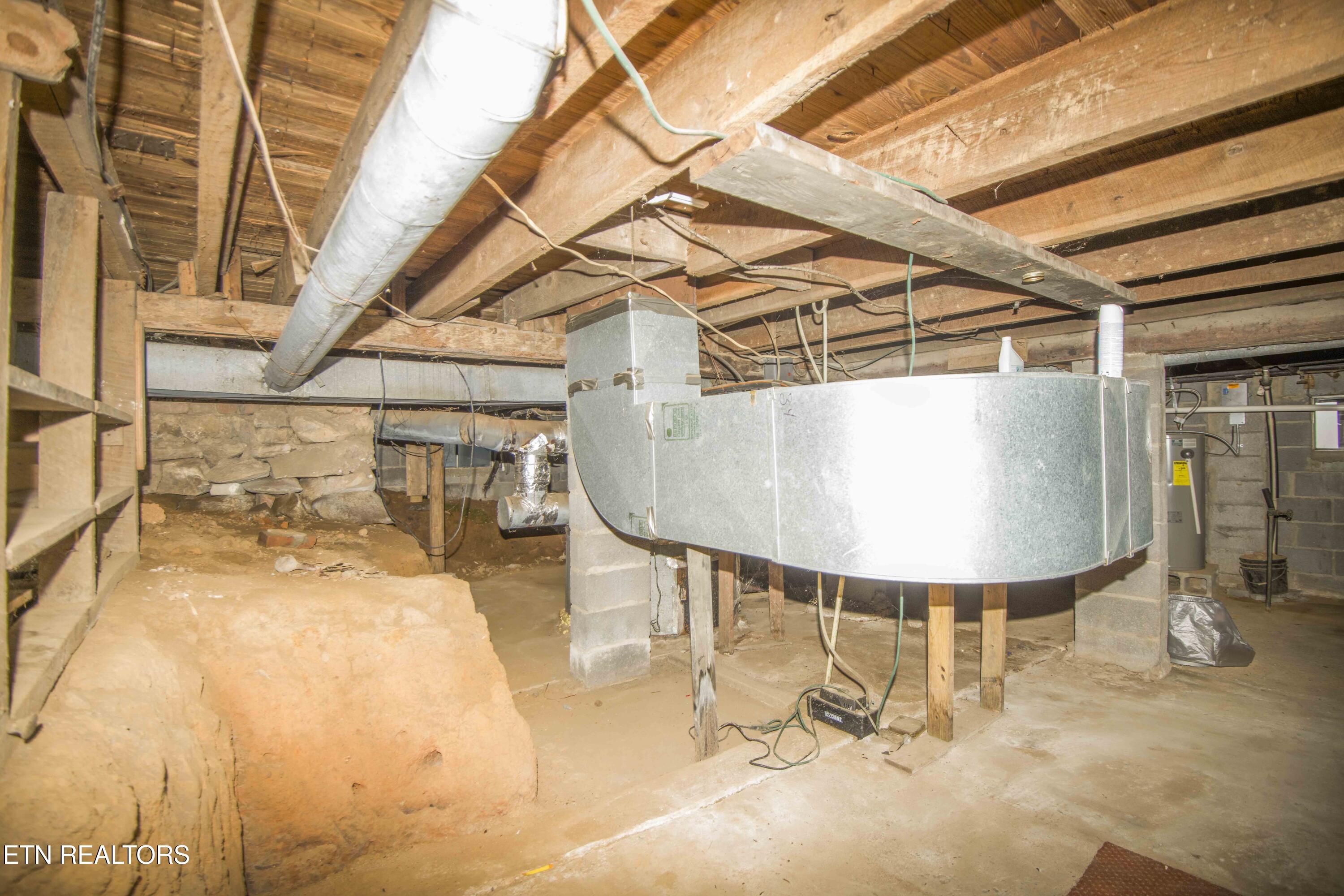 446 Mahoney Road Oliver Springs, TN 37840 - Photo 33 of 46 basement 2_1