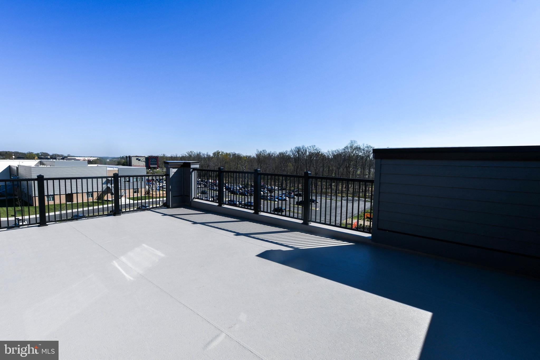 44502 Wolfhound Square Ashburn, VA 20147 - Photo 8 of 100 a view of a balcony with an outdoor space