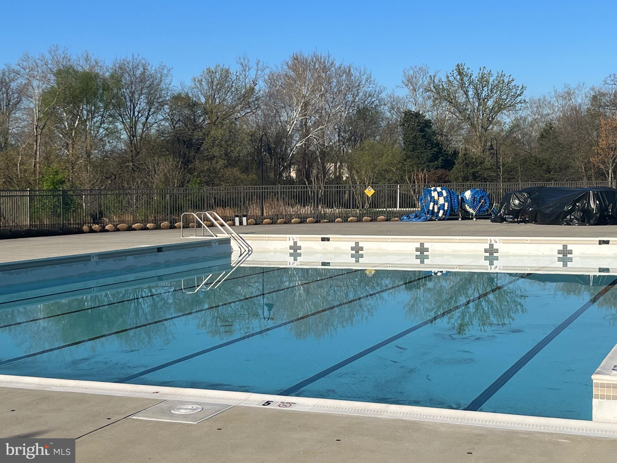 44502 Wolfhound Square Ashburn, VA 20147 - Photo 84 of 100 a view of a yard and entertaining space