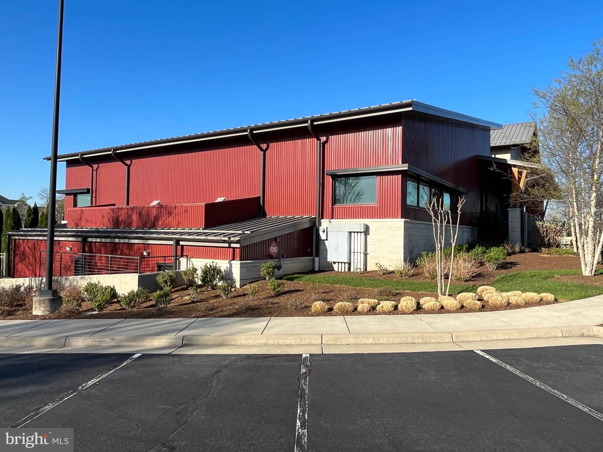 44502 Wolfhound Square Ashburn, VA 20147 - Photo 95 of 100 a view of building with street