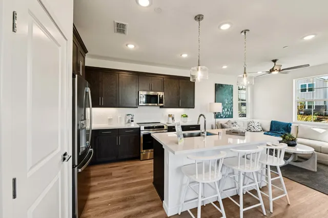 $599,990 | 8647 Starburst Way, Sacramento, CA 95823