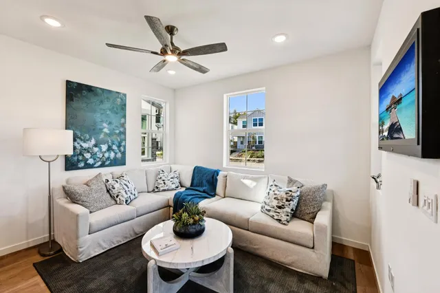 $599,990 | 8647 Starburst Way, Sacramento, CA 95823