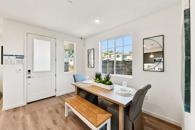 $599,990 | 8647 Starburst Way, Sacramento, CA 95823