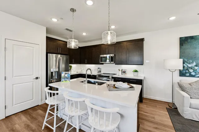 $599,990 | 8647 Starburst Way, Sacramento, CA 95823