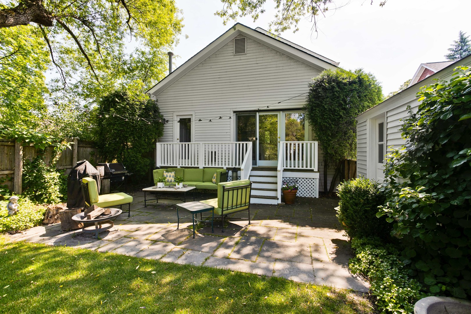 136 Wildwood Road Lake Forest, IL 60045 - Photo 28 of 35