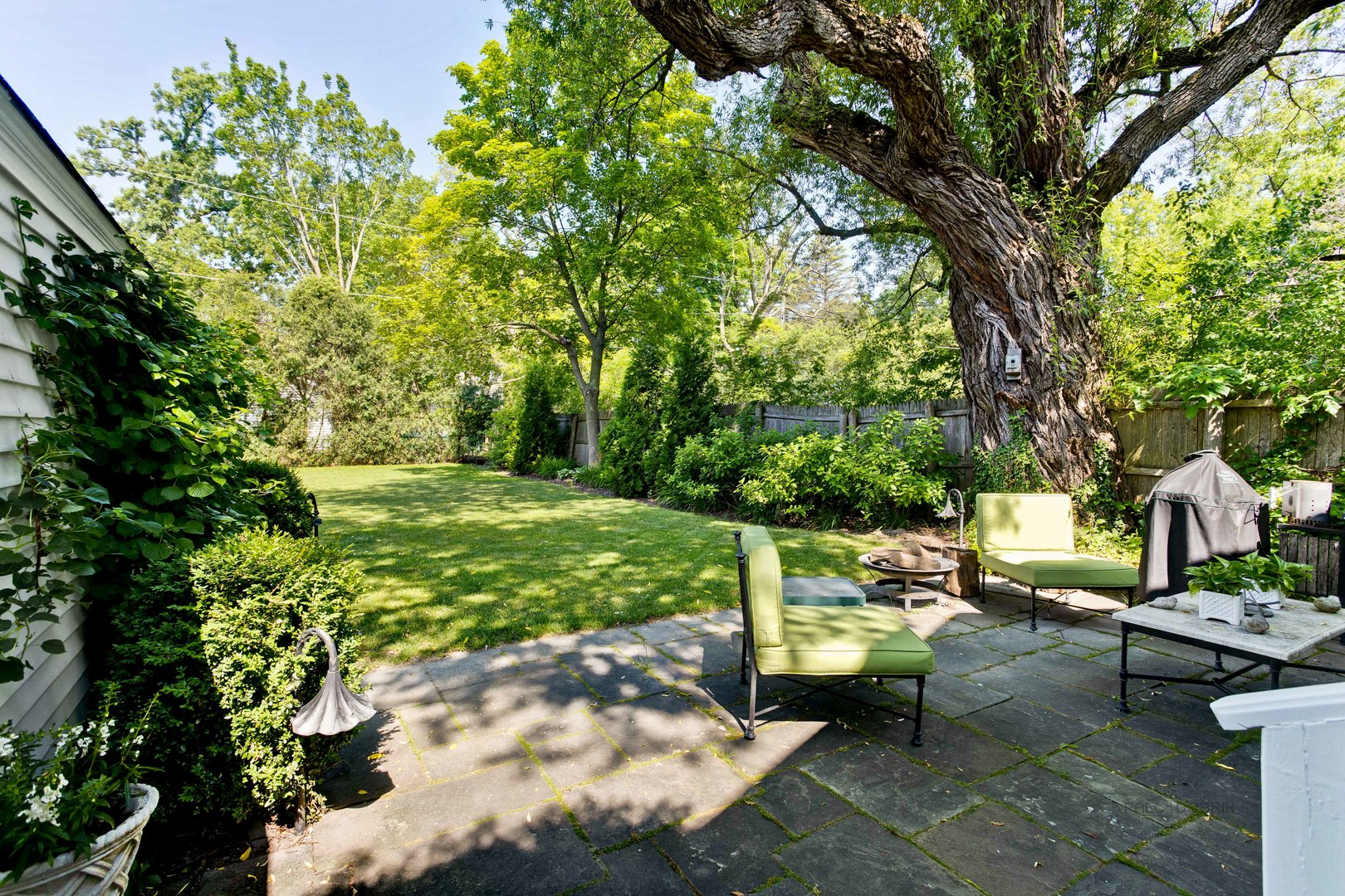 136 Wildwood Road Lake Forest, IL 60045 - Photo 29 of 35
