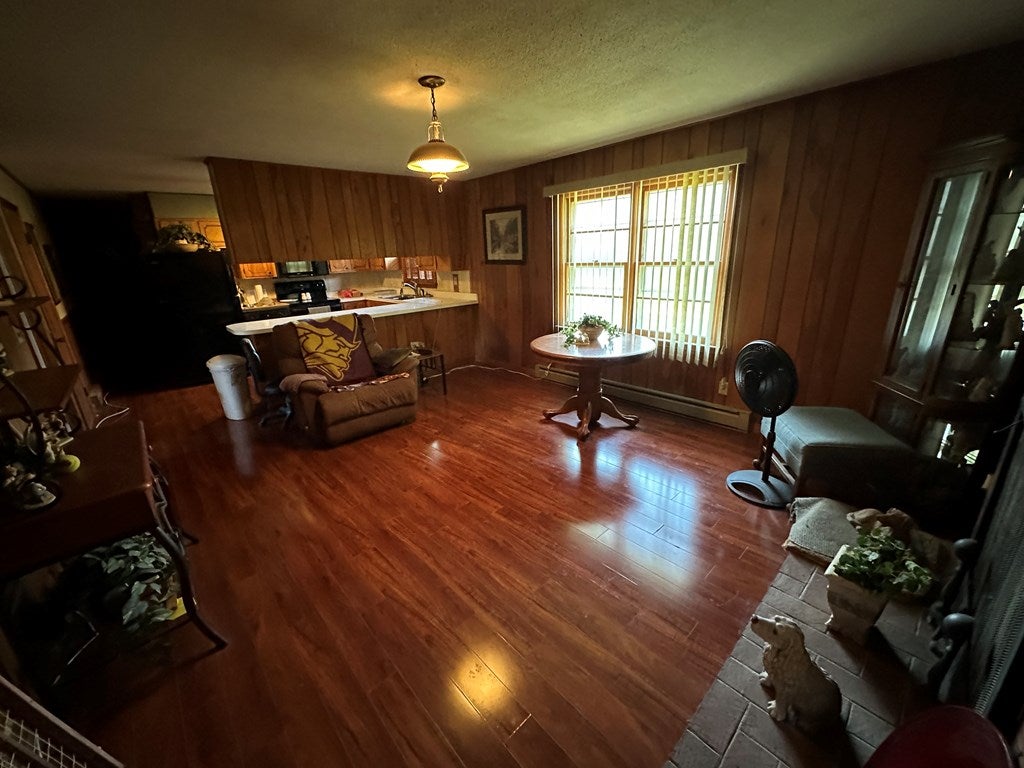 3075 Pipers Gap Road Galax, VA 24333 - Photo 16 of 26 Gallery Image 16