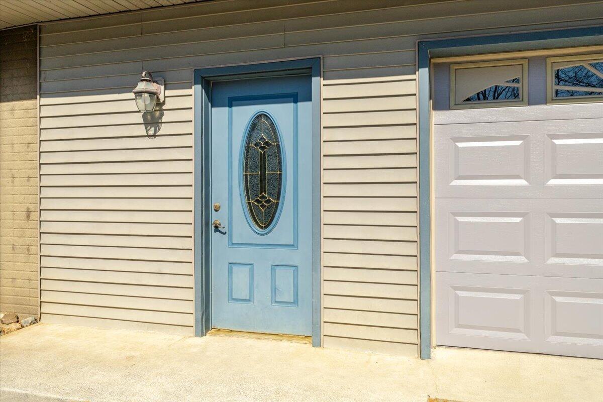 3282 Absalom Smith Road Salem, VA 24153 - Photo 2 of 59 a utility room with a window