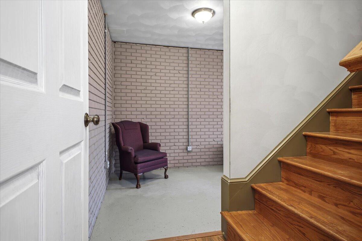 3282 Absalom Smith Road Salem, VA 24153 - Photo 31 of 59 a view of chair with wooden floor and chair