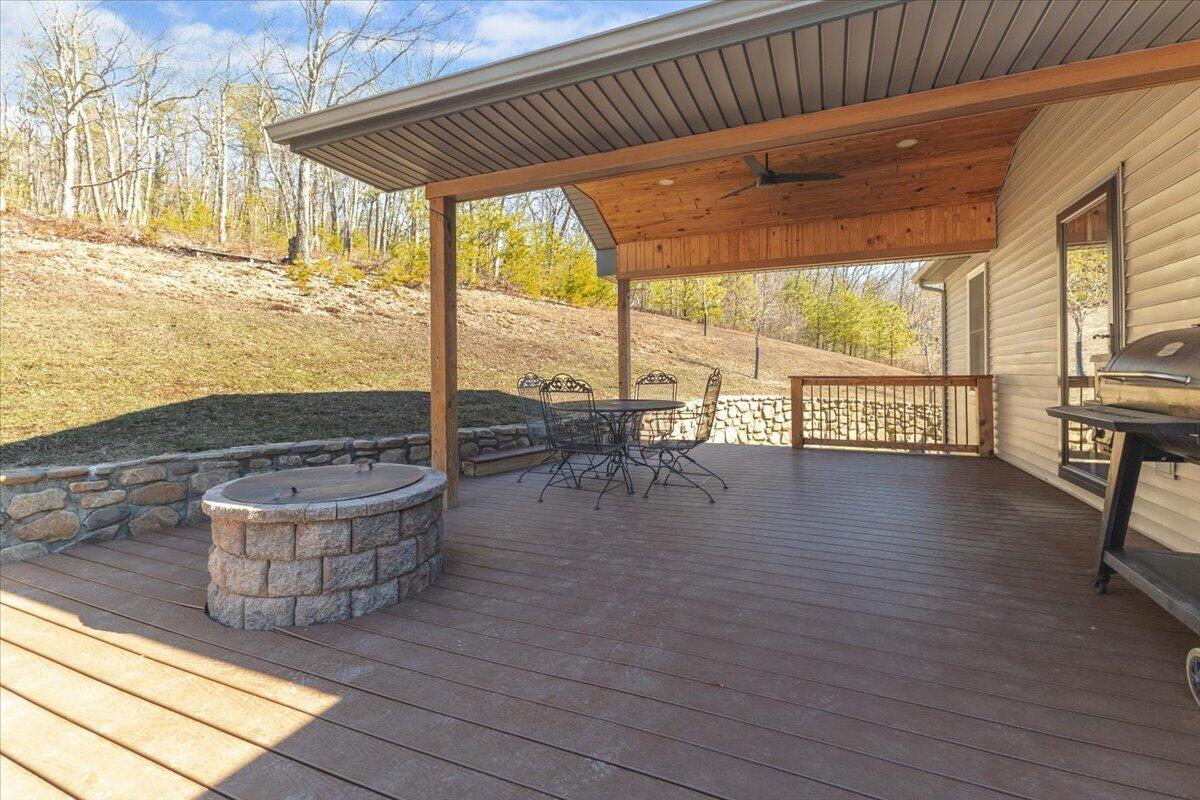 3282 Absalom Smith Road Salem, VA 24153 - Photo 39 of 59 22-3282 Absalom Smith Road 22