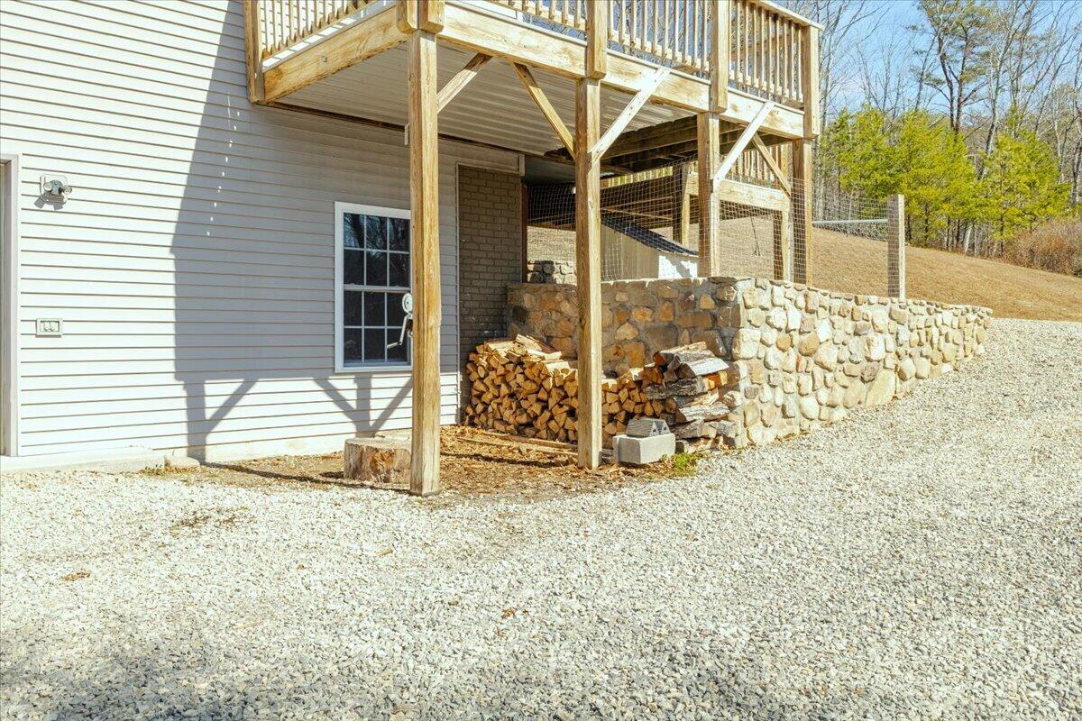 3282 Absalom Smith Road Salem, VA 24153 - Photo 42 of 59 a view of a house with wooden roof