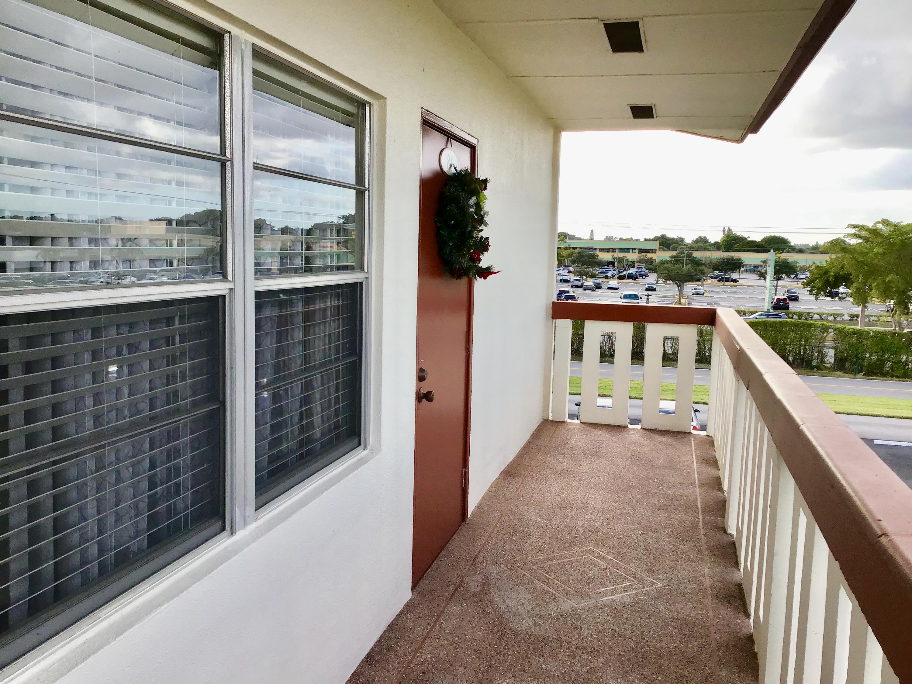 84 Brighton B Boca Raton, FL 33434 - Photo 12 of 35 a view of a balcony