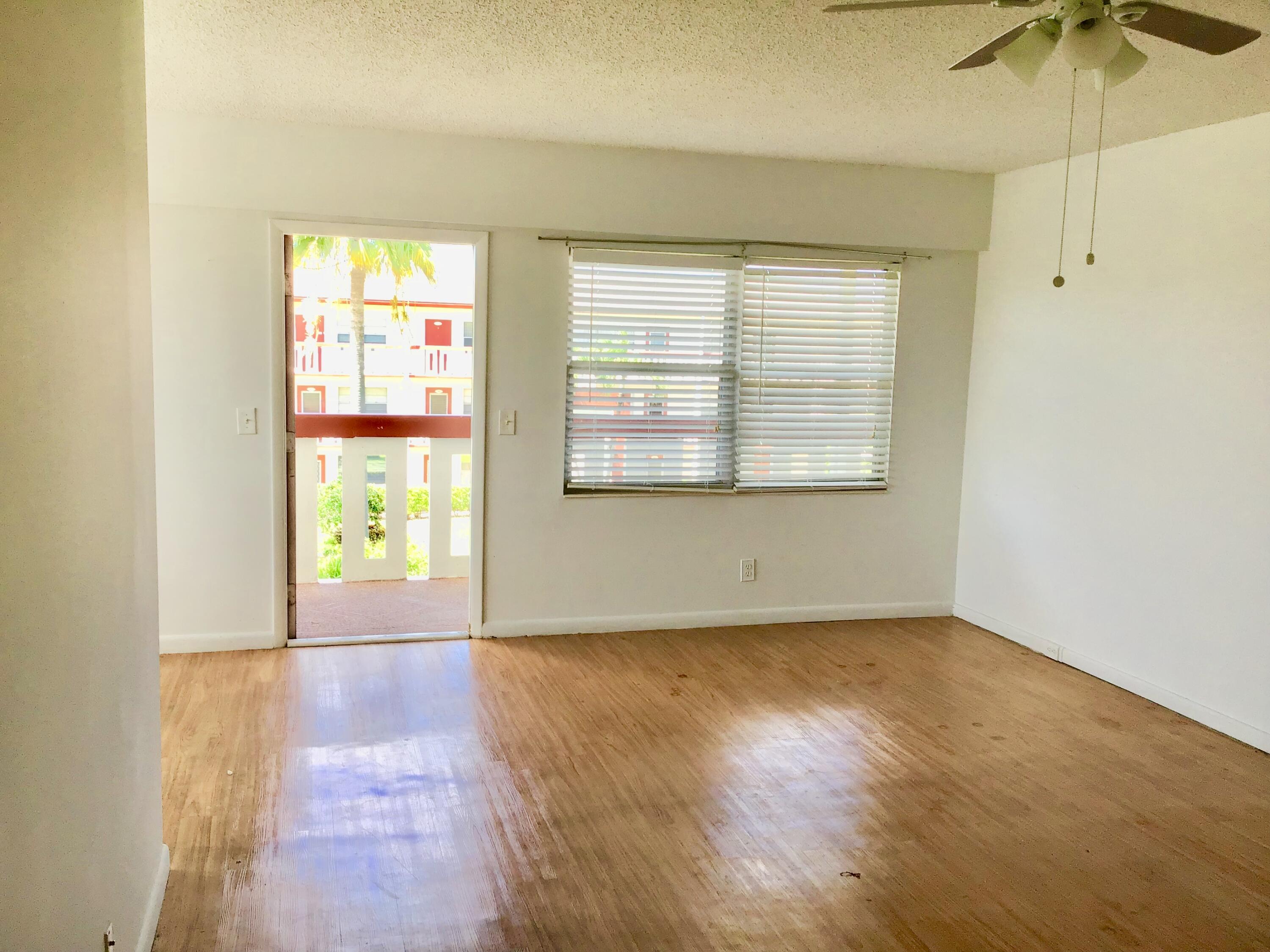 84 Brighton B Boca Raton, FL 33434 - Photo 10 of 41 DD828ABB-DFAE-441B-BD90-33BDE5D968A5