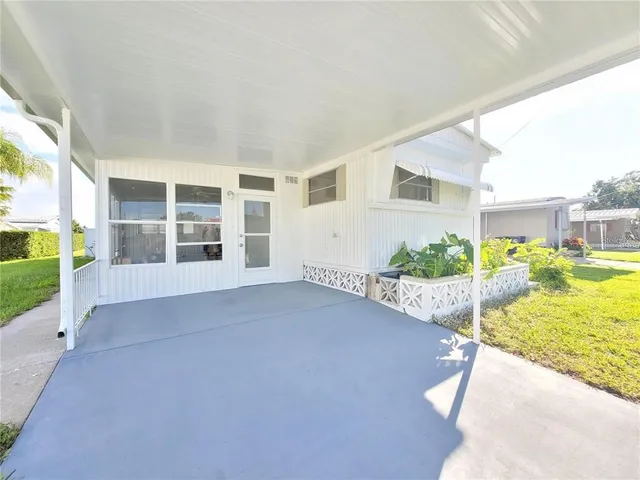 $1,800 | 321 3rd St Drive West, Palmetto, FL 34221