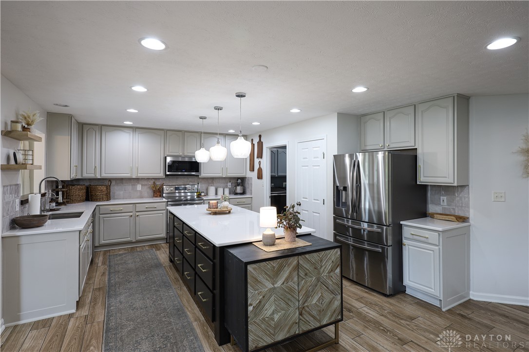 1041 Millstone Road Dayton, OH 45458 - Photo 16 of 48 Gallery Image 16