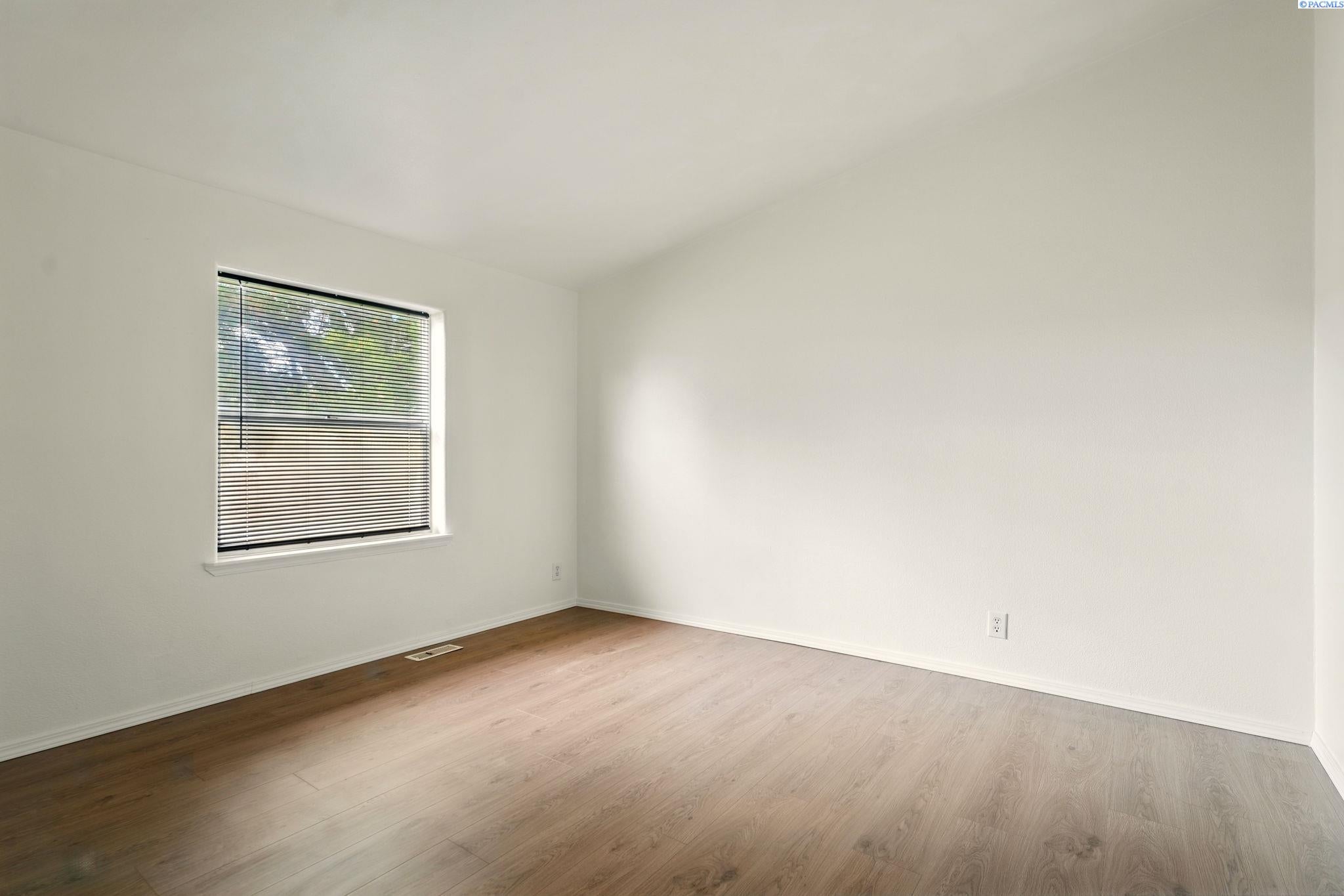 2009 Goose Gap Road Benton City, WA 99320 - Photo 24 of 28 Gallery Image 24