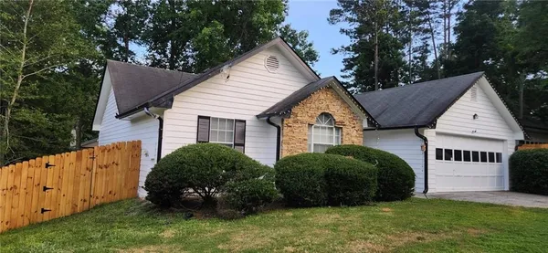 $2,100 | 1155 Riverside Trace, Sugar Hill, GA 30518