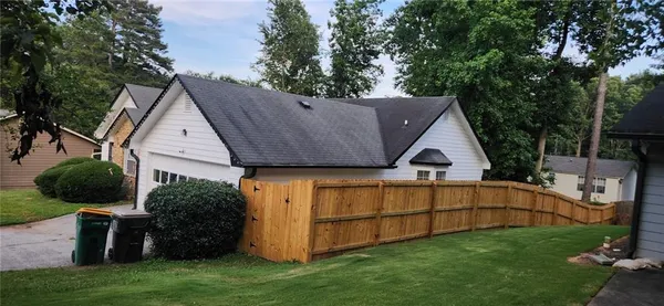 $2,100 | 1155 Riverside Trace, Sugar Hill, GA 30518