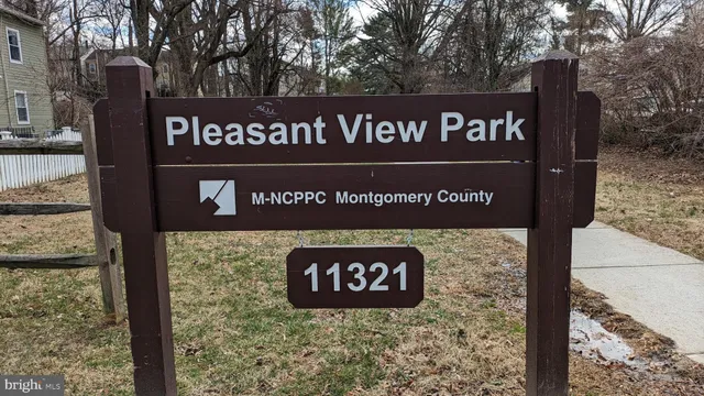 a sign broad on the side of the road