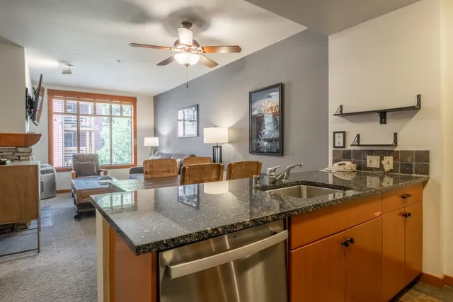 a picture of a wall with a white wall