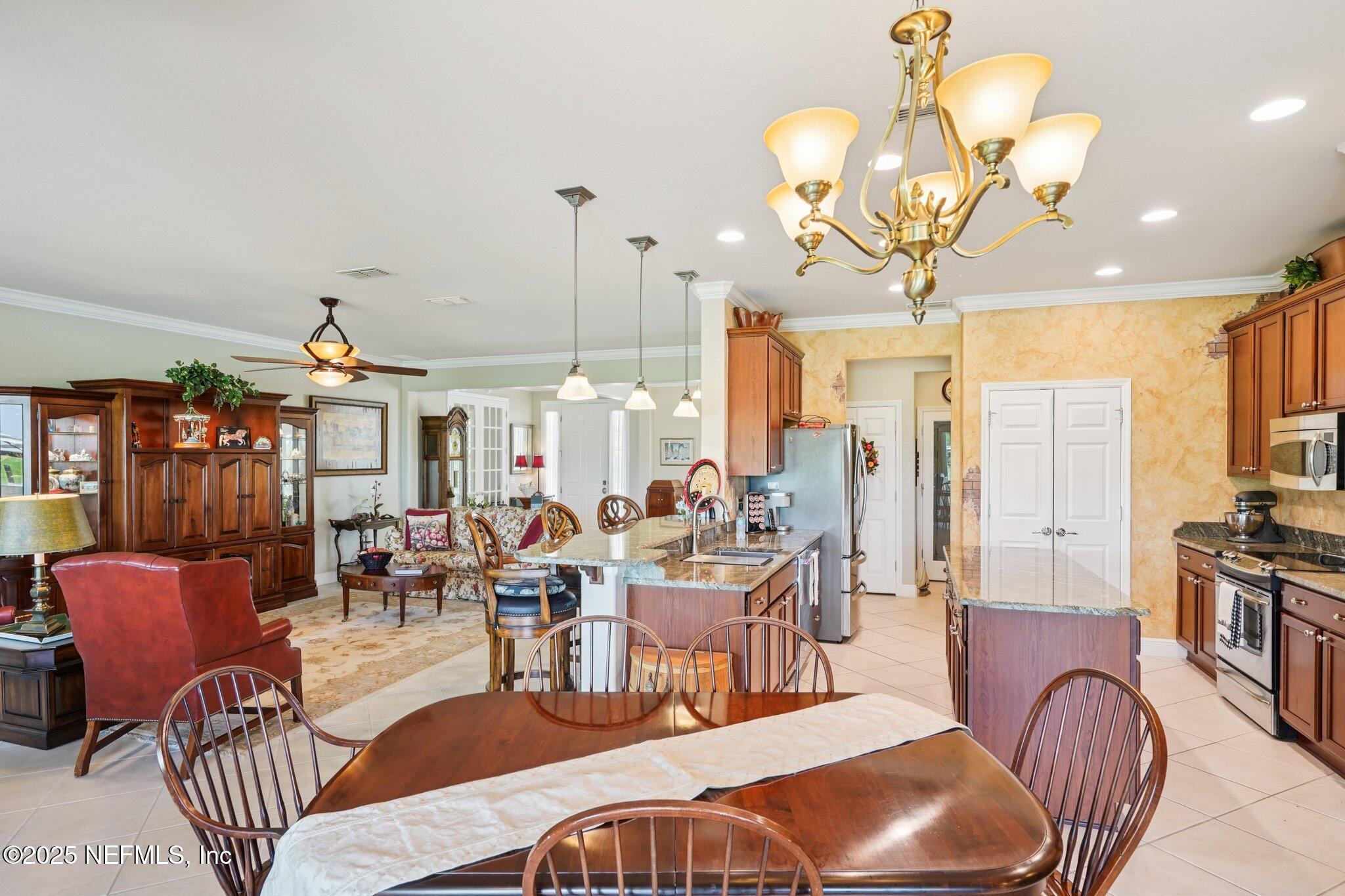 9839 Southwest 63rd Loop Ocala, FL 34481 - Photo 8 of 43 Kitchen dining