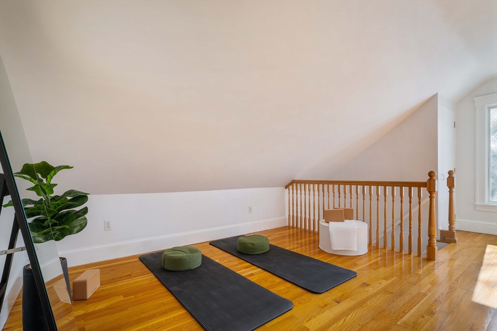 182 Maplewood Street, Unit 2 Watertown, MA 02472 - Photo 33 of 42 a view of sitting area