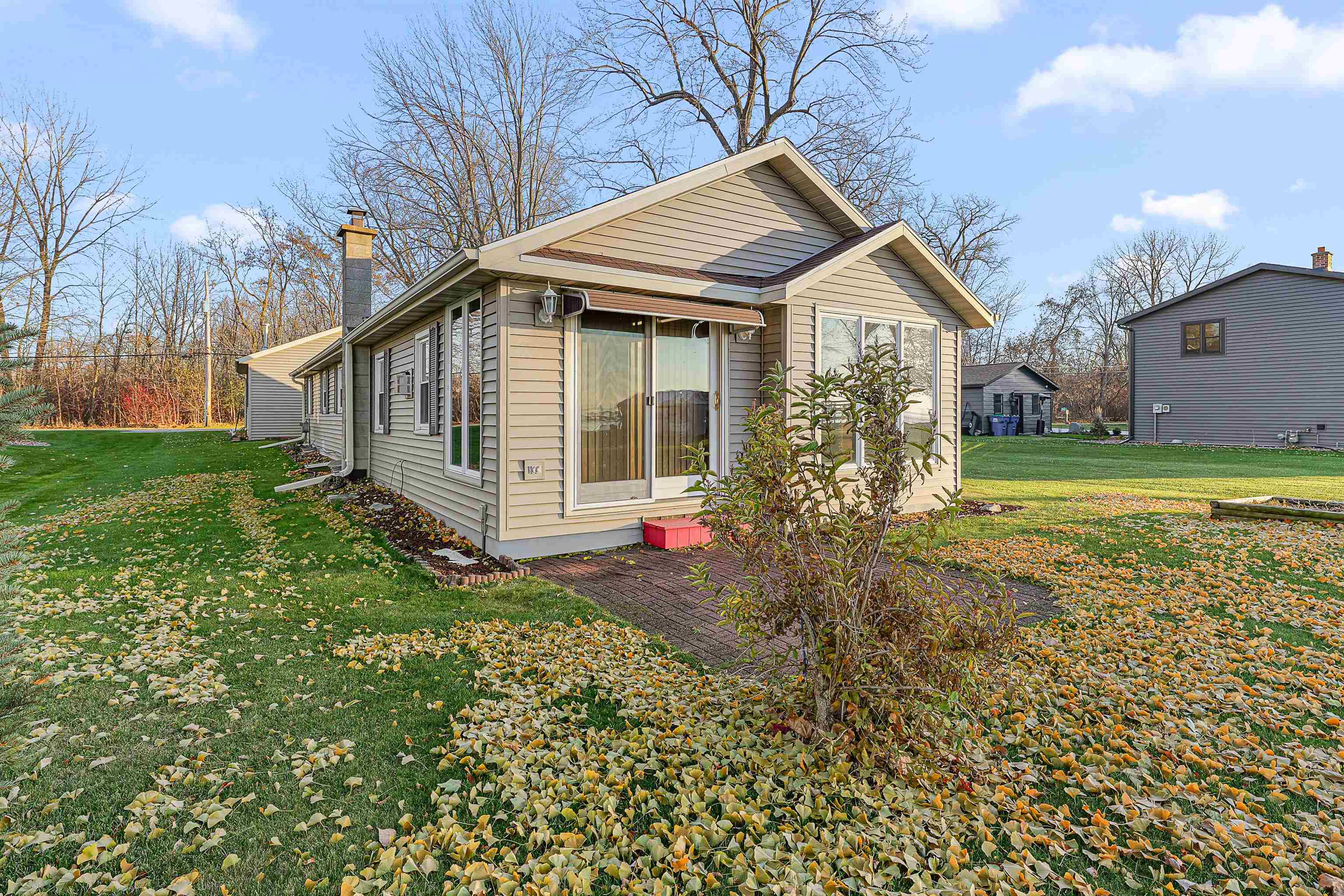 N8464 Minawa Beach Road Fond du Lac, WI 54937 - Photo 18 of 28