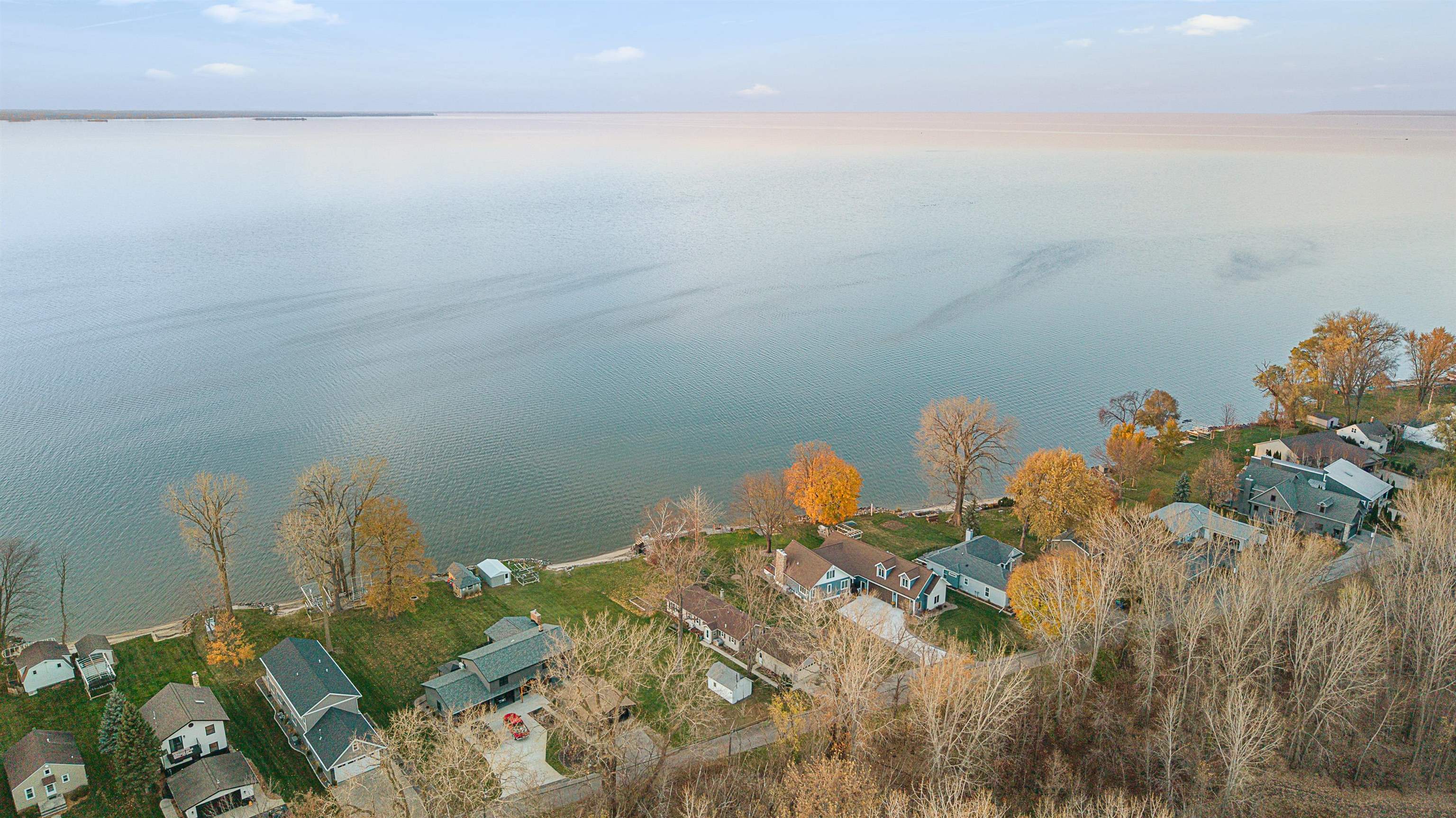 N8464 Minawa Beach Road Fond du Lac, WI 54937 - Photo 25 of 28