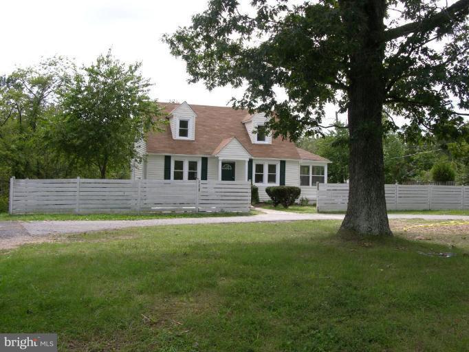 8130 Woodyard Road Clinton, MD 20735 - Photo 1 of 7 Exterior (Main)