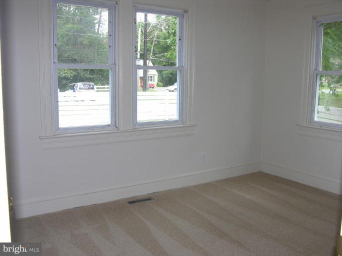 8130 Woodyard Road Clinton, MD 20735 - Photo 6 of 7 Bedroom #2