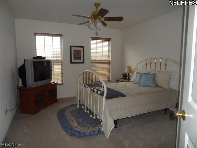 296 Sandstone Ridge Way Berea, OH 44017 - Photo 9 of 19 Guest Room #2