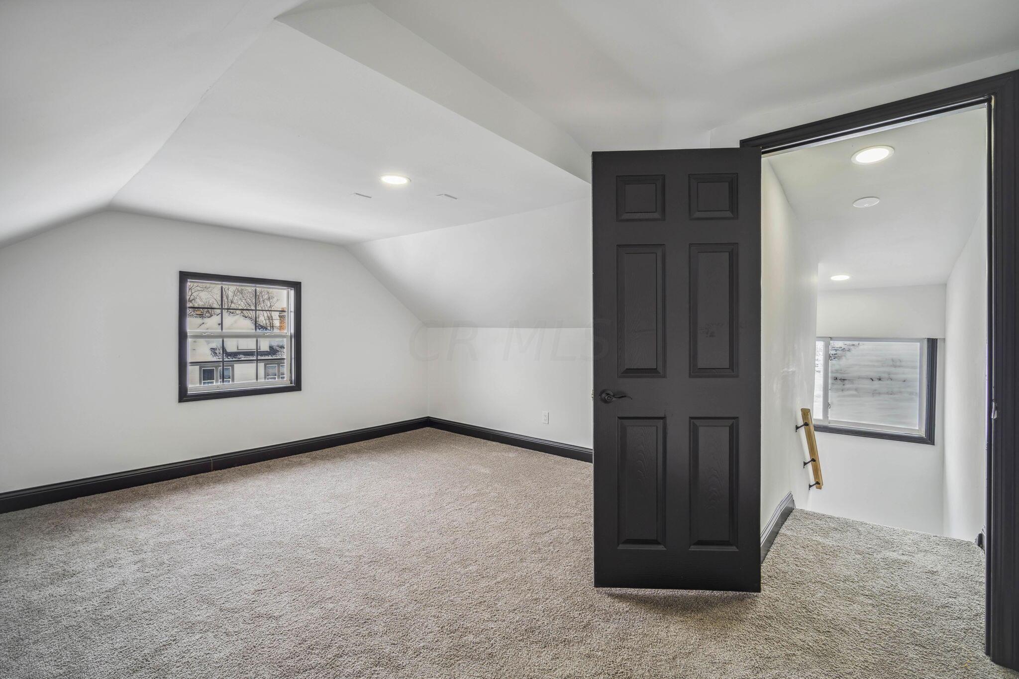 831 Gilbert Street Columbus, OH 43206 - Photo 29 of 40 2-web-or-mls-831-gilbert-st