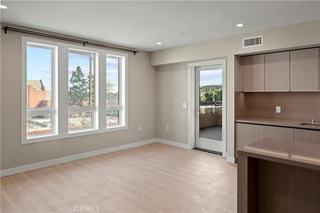 $1,250,000 | 39 South Los Robles Avenue, Unit 3006, Pasadena, CA 91101