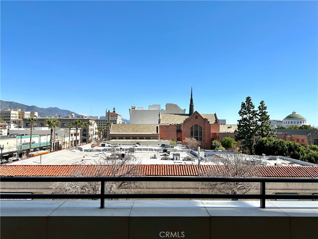 39 South Los Robles Avenue, Unit 3006 Pasadena, CA 91101 - Photo 22 of 24