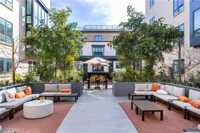 $1,250,000 | 39 South Los Robles Avenue, Unit 3006, Pasadena, CA 91101