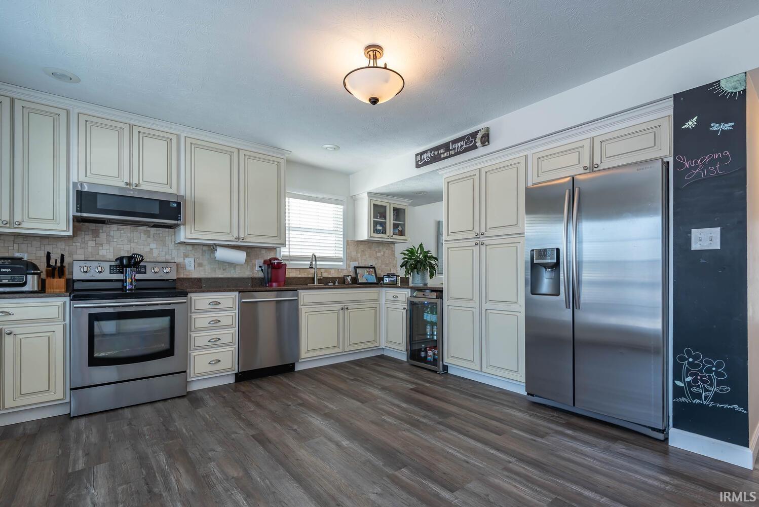 2598 South Flat Rock Road Bloomington, IN 47403 - Photo 10 of 26 Gallery Image 10