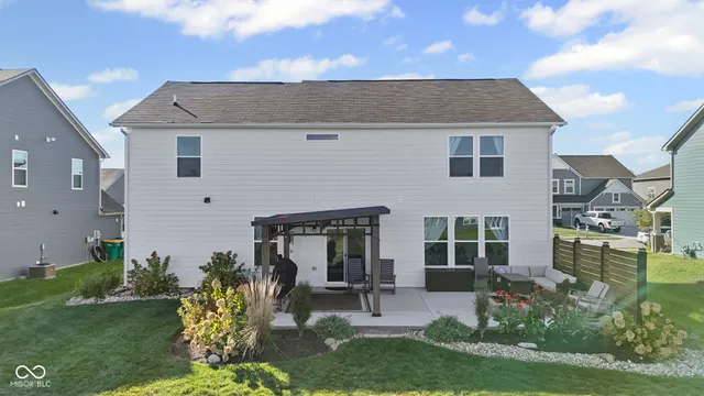 $419,900 | 2433 South Copperstone Drive, New Palestine, IN 46163