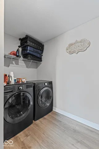 $419,900 | 2433 South Copperstone Drive, New Palestine, IN 46163