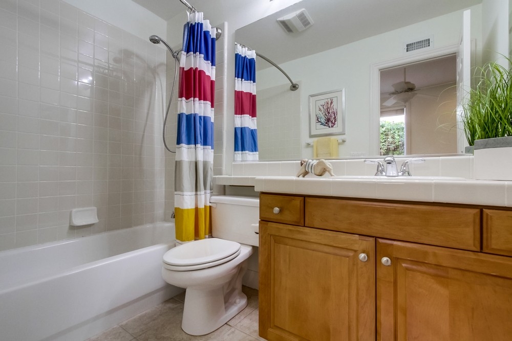 2820 Rancho Costero Carlsbad, CA 92009 - Photo 12 of 25