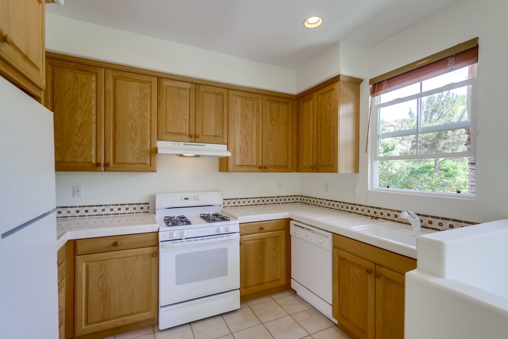 2820 Rancho Costero Carlsbad, CA 92009 - Photo 23 of 25