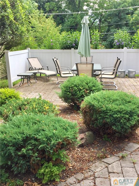387 Middle Road Hazlet, NJ 07730 - Photo 18 of 20