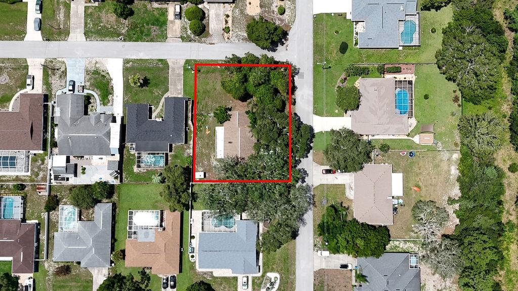 1042 Tryon Circle Spring Hill, FL 34606 - Photo 2 of 28