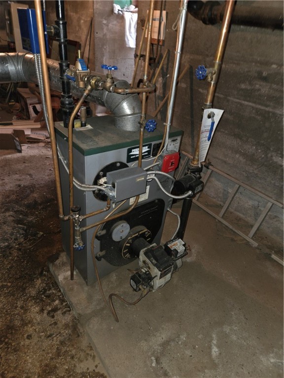 9 Colvintown Road Coventry, RI 02816 - Photo 11 of 21